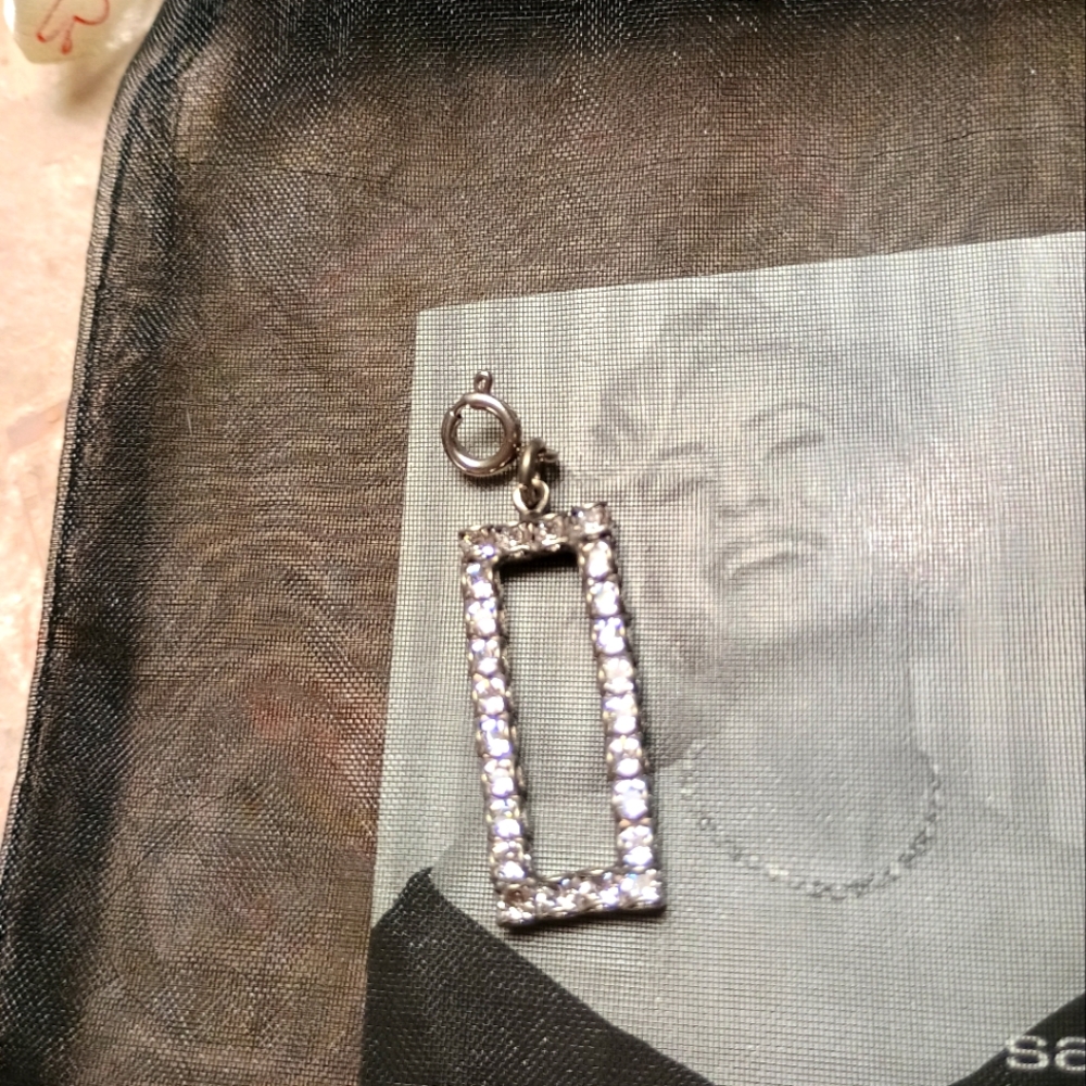 Sabika Square Pendant